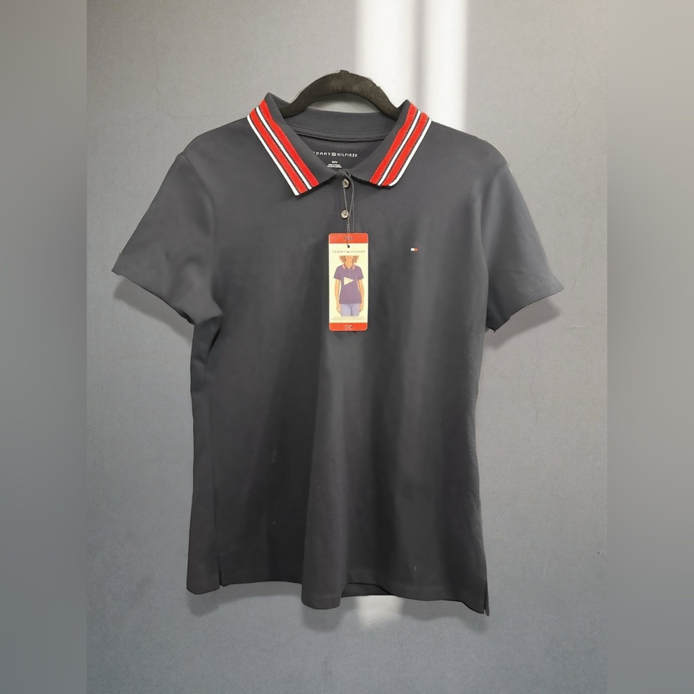 ✨ Tommy Hilfiger Polo Shirt with Striped Collar— Size M ✨NWOT